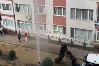 Giresun’da altyapı çalışması bitti, su borusu patladı