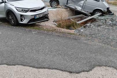 Gümüşhane’de minibüs ile otomobil çarpıştı: 4 yaralı