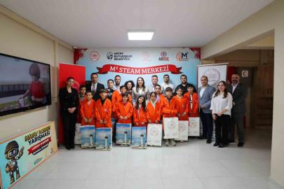 Hatay’da çocuklara robotik kodlama ve tasarım eğitimi verildi