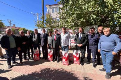 Hayrabolu’da 96 çiftçiye yüzde 50 hibeli kanola tohumu dağıtıldı
