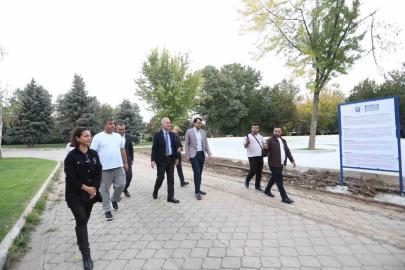 Hikmet Şahin Kültür Parkı’nda yeni kaykay ve paten park yapımında sona gelindi