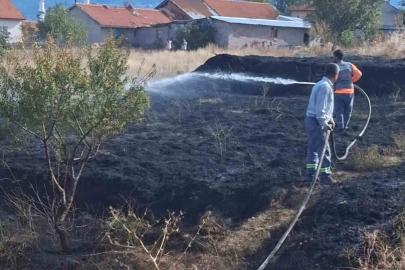 Hisarcık’ta ot yangınına köylülerden hızlı müdahale