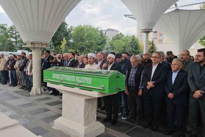 İYC Başkanı Oğuz Memiş son yolculuğuna uğurlandı