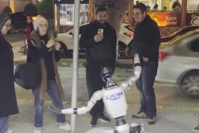 ‘Karateci robot’ CANİKMAN Amasyalıları mest etti