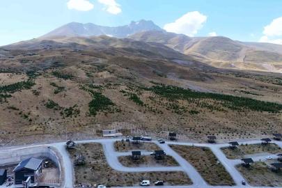 Kayseri Büyükşehir’den Erciyes’in eteklerinde yeşil seferberlik