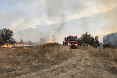 Keşan’da anız yangınları yine gündemde... Keşan yanıyor, halk zehir soluyor!