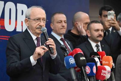 Kılıçdaroğlu gözaltına alınan başkanlara destek için Mersin’e ziyarette bulundu