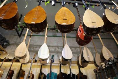 Kırşehir’deki festivaller müzik aletlerine ilgiyi artırdı