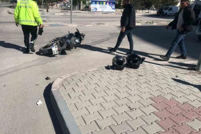 Konya’da SUV tipi araç ile motosiklet çarpıştı: 2 yaralı