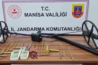 Manisa’da kaçak define avına suçüstü: 5 kişi yakalandı