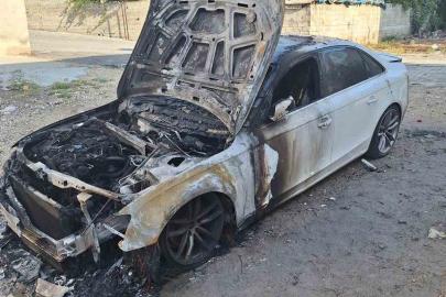 Otomobile önce ateş açıldı, sonra kundaklandı