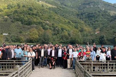 Özel öğrenciler Ayvacık’ta doğayla iç içe bir gün geçirdi
