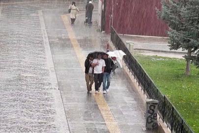 Sivas’ta kuvvetli sağanak yağış etkili oldu