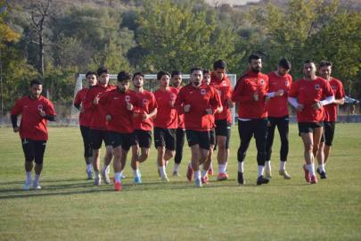 Tavşanlı Linyitspor Teknik Direktörü Caner Karuk’tan sezon öncesi açıklamalar