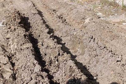 Tekirdağ’da sokakta pankartla tepki: "3 yıldır off-road pisti kullanıyoruz"