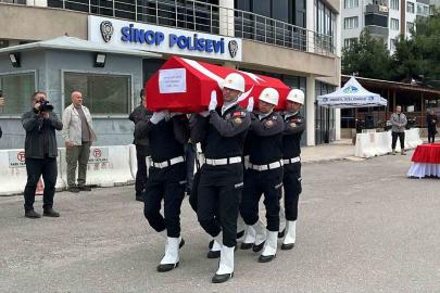 Tekne kazasında hayatını kaybeden polis memuru için tören düzenlendi