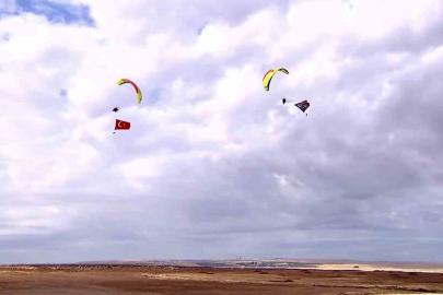 TEKNOFEST’te paramotor gösterisi