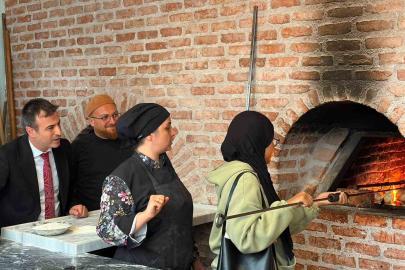 TOGÜ öğrencileri şehir ve kültür dersini tarihî mekânlarda işledi