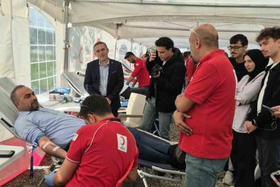 Üniversitede düzenlenen kan bağış kampanyasında hedef: Bin 453 ünite kan