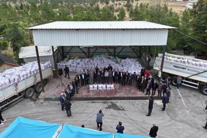 Yeşilyurt Belediyesi’nden üreticilere 60 ton arpa desteği
