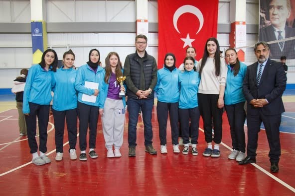 Erciş’te Yurtlig Kız Voleybol Turnuvası tamamlandı