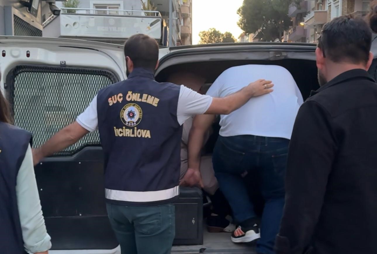 Uyuşturucu operasyonunda eşiyle birlikte gözaltına alındı