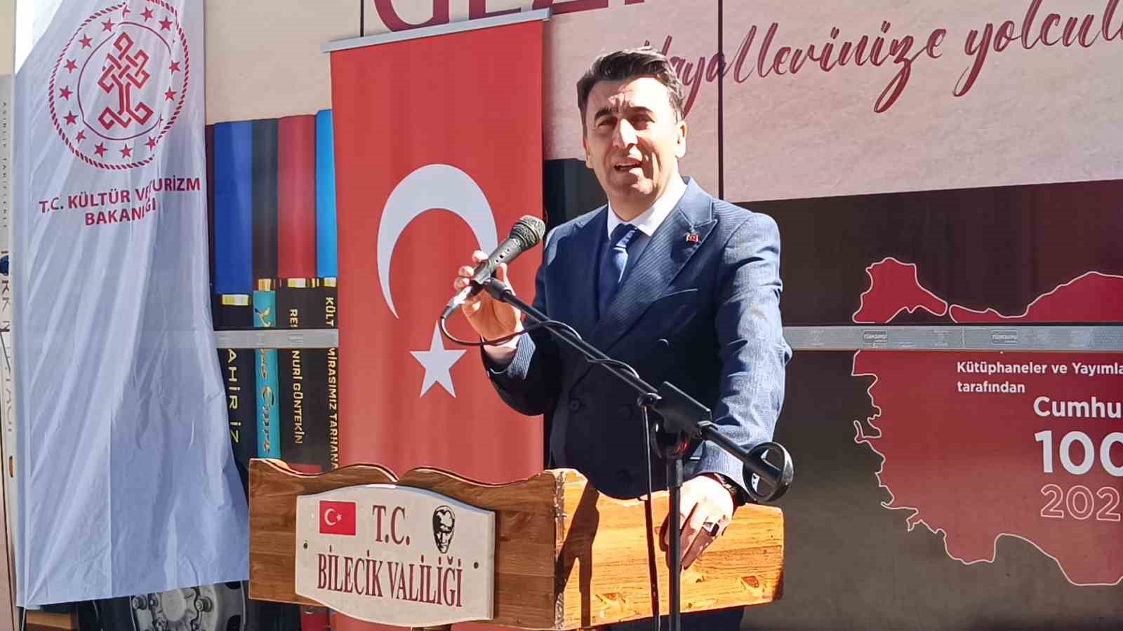 Vali Aygöl, Pazaryeri Halk Kütüphanesi’nin açılış törenine katıldı