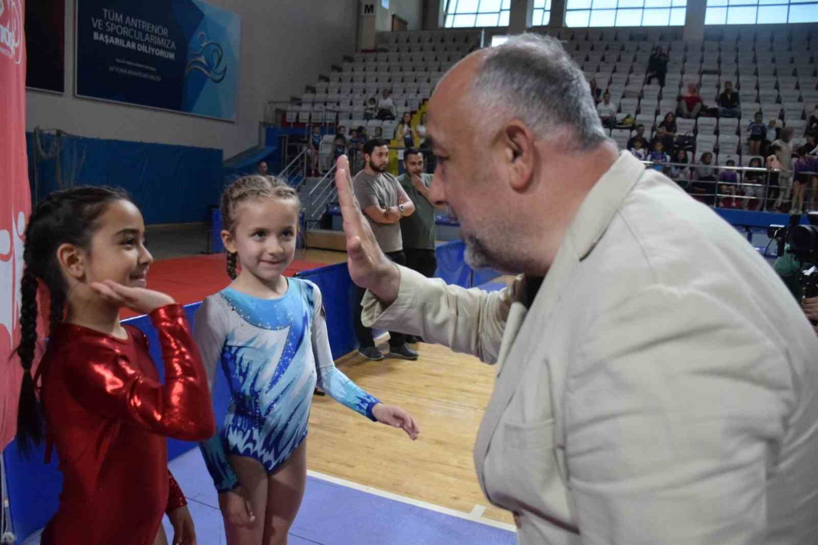 Okul Sporları Cimnastik Müsabakaları tamamlandı