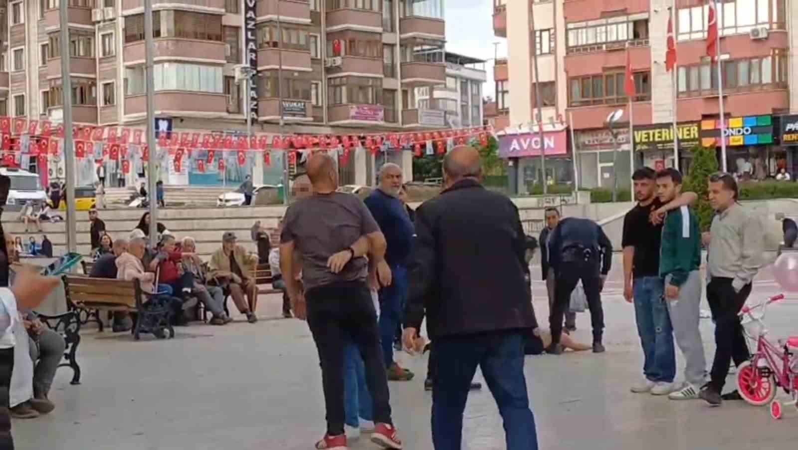 Kavgaya karışan şahıs polis ekiplerine zor anlar yaşattı