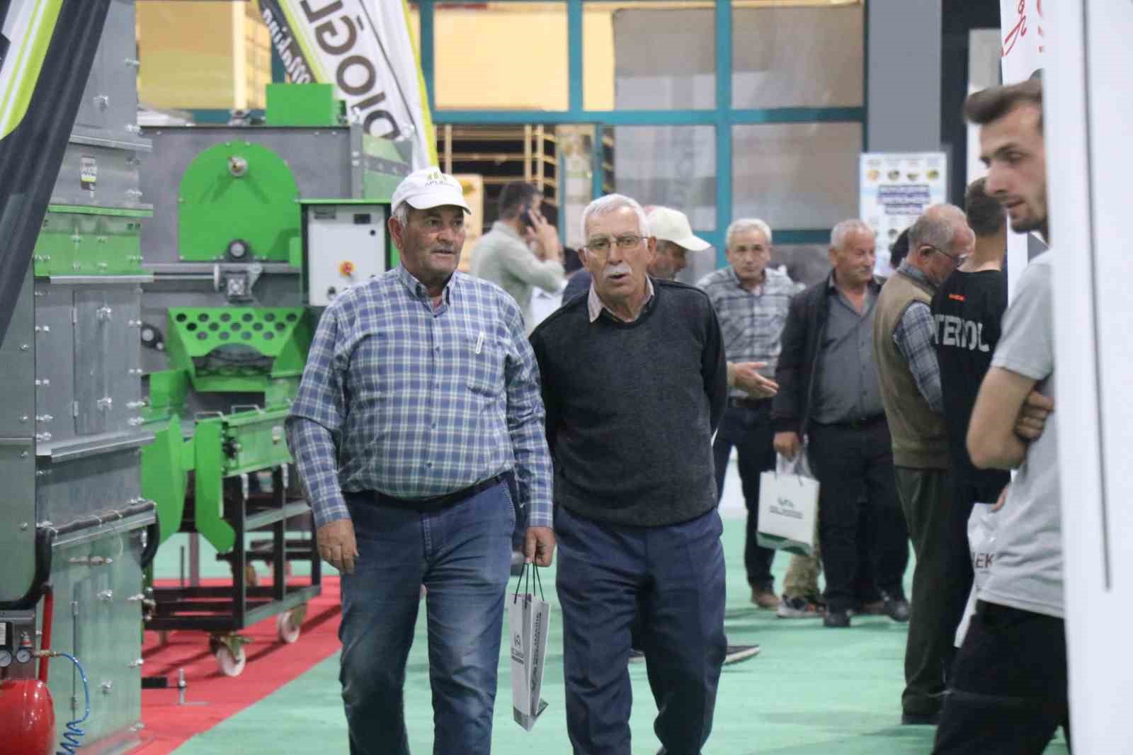 Ecofer Gübre’nin organik ürünleri Ceviz ve Badem Fuarında büyük ilgi gördü
