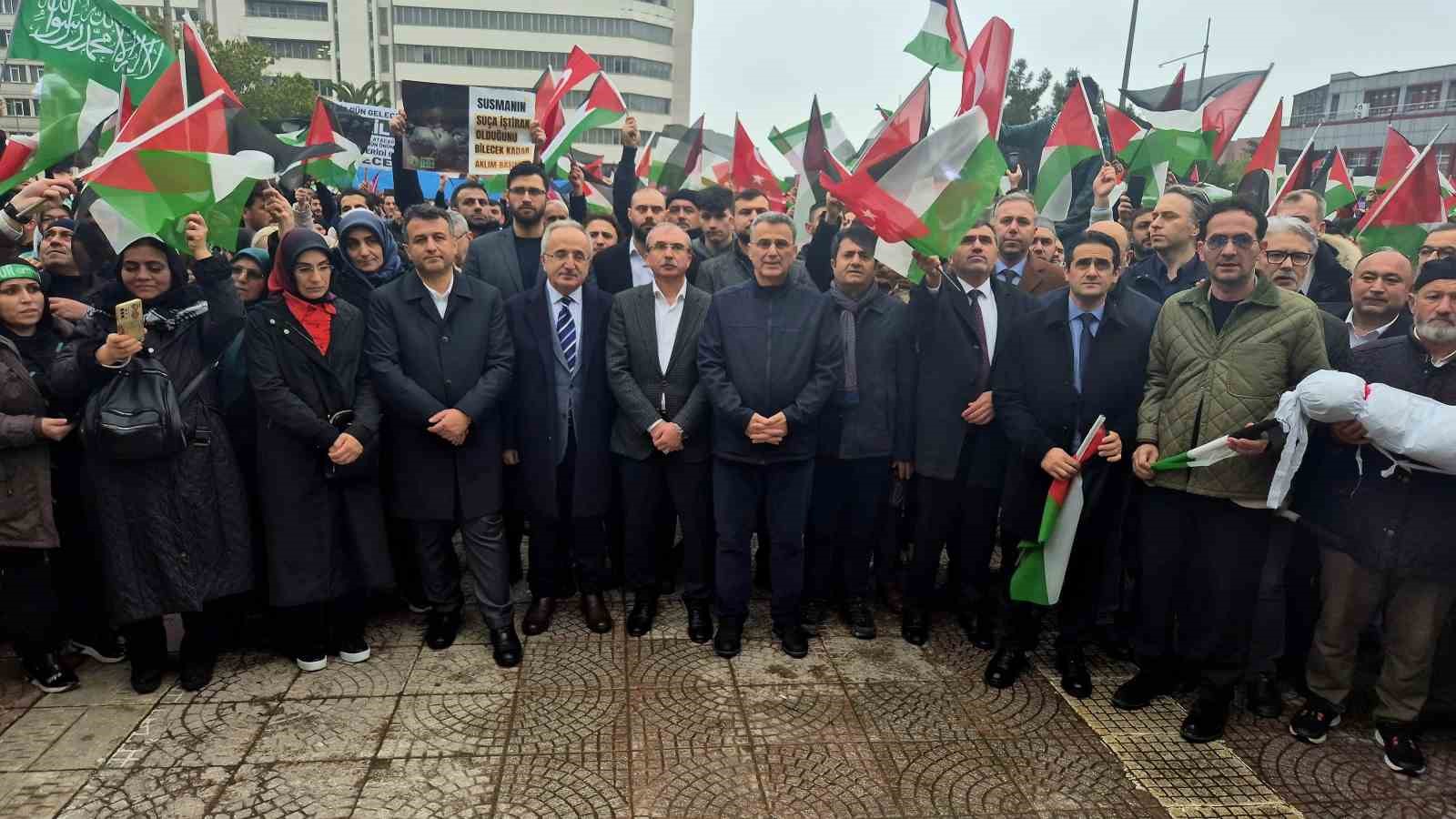 Samsun’da meydan Filistin’e destek için doldu