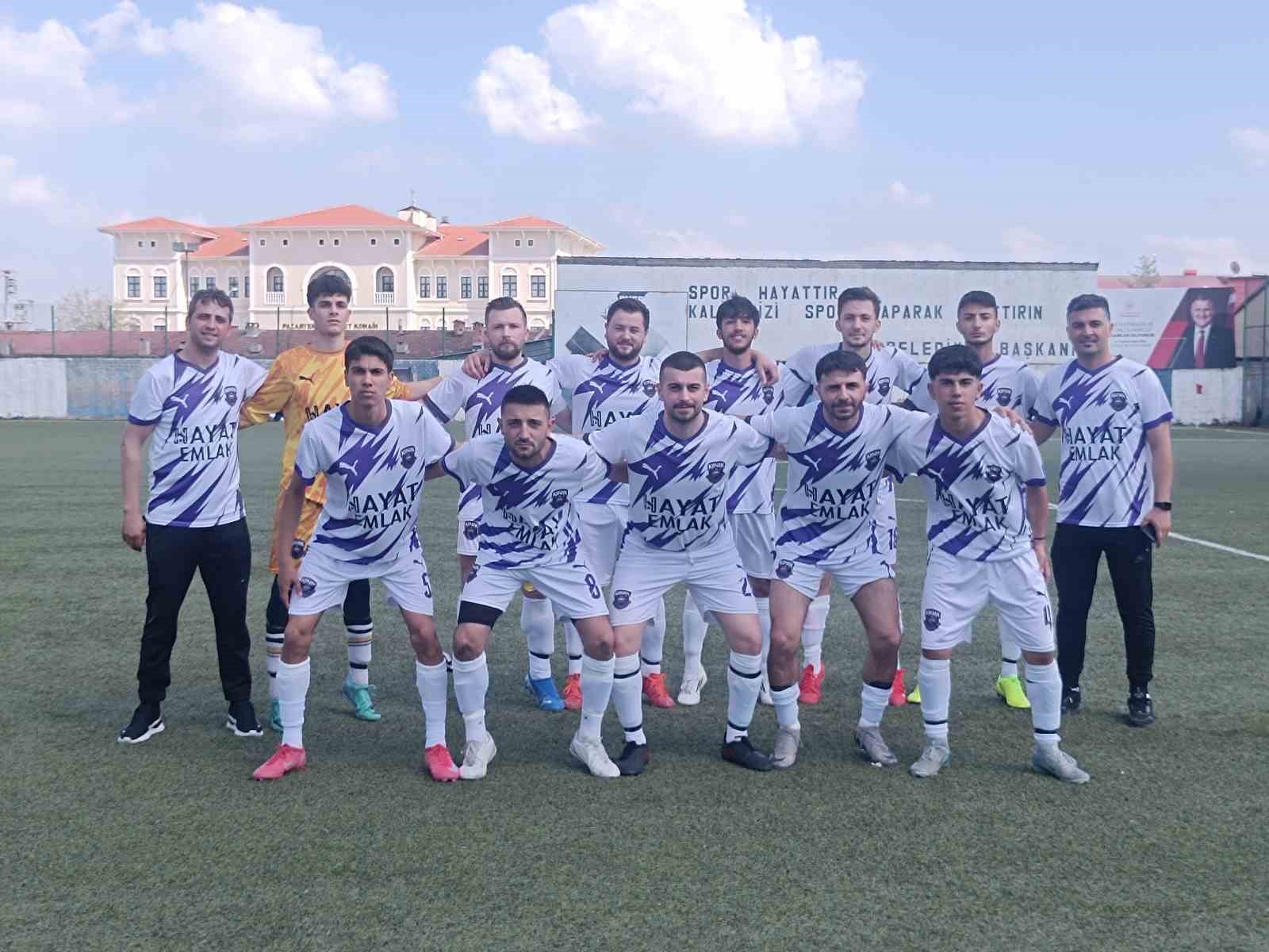 Kınıkspor maçında tribünleri dolduran kadınlara teşekkür