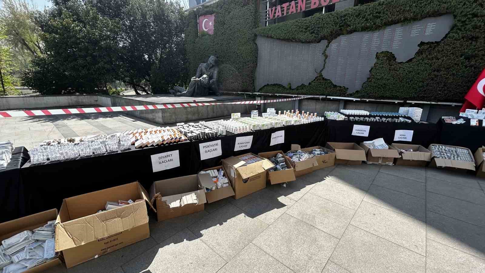 İstanbul’da kaçakçılık operasyonunda 400 milyon liralık ilaç ele geçirildi