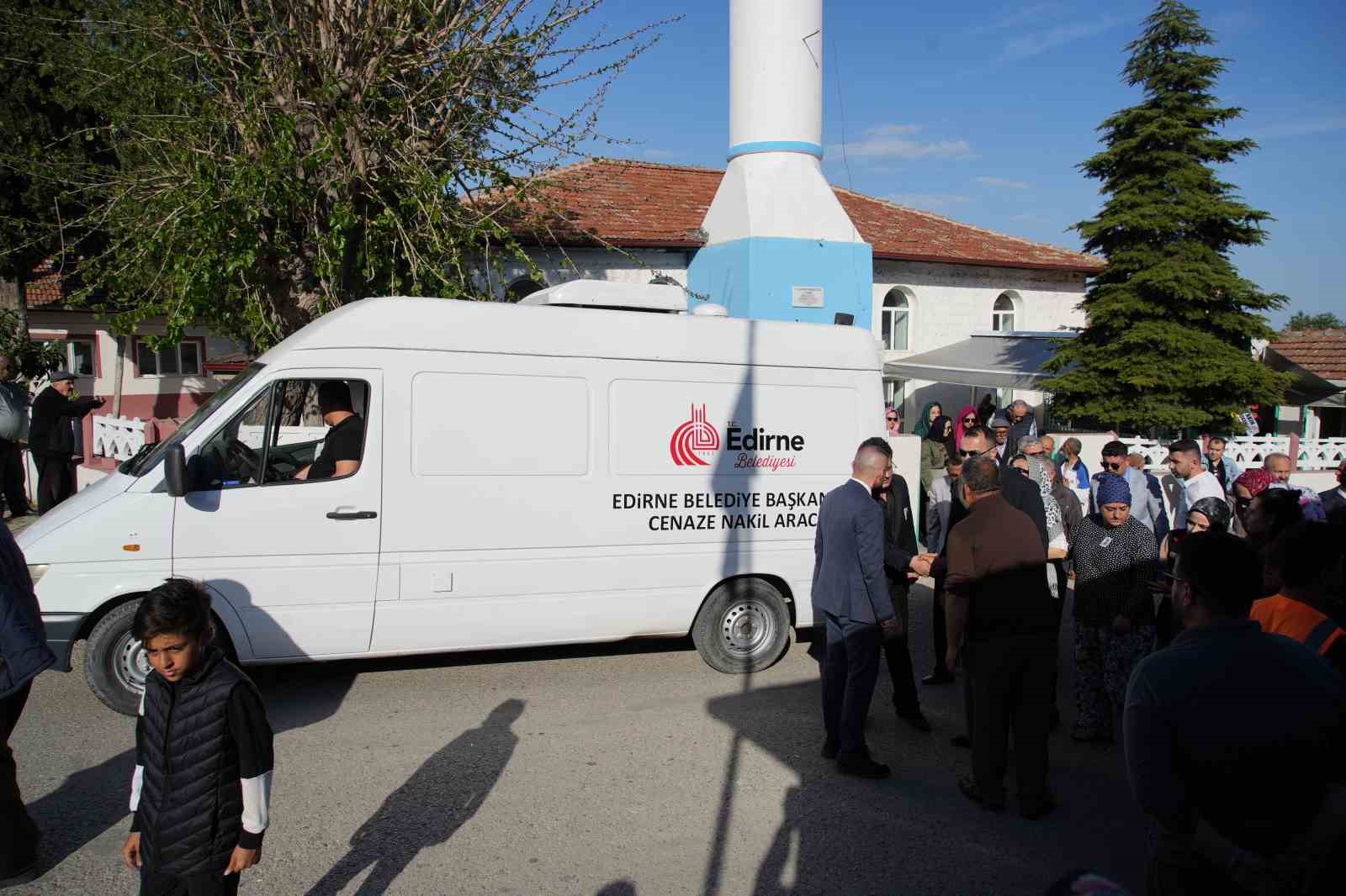 Meriç Nehri’nde boğulan çocuk toprağa verildi