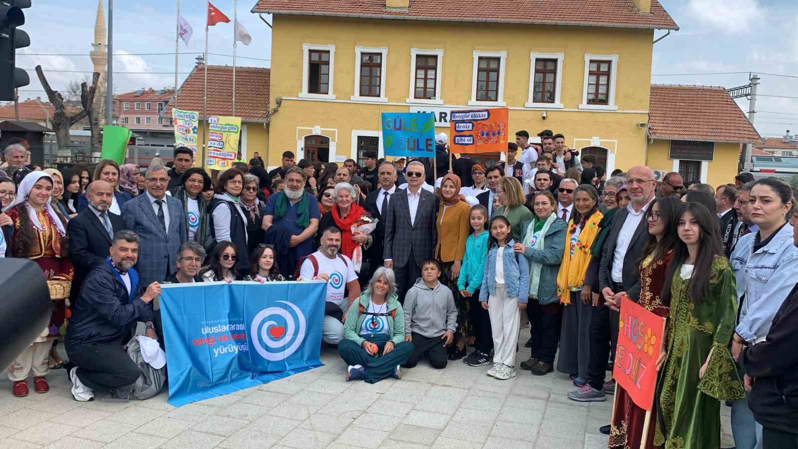 Karaman’dan Konya’ya Sevgi ve Barış Yürüyüşü düzenlendi
