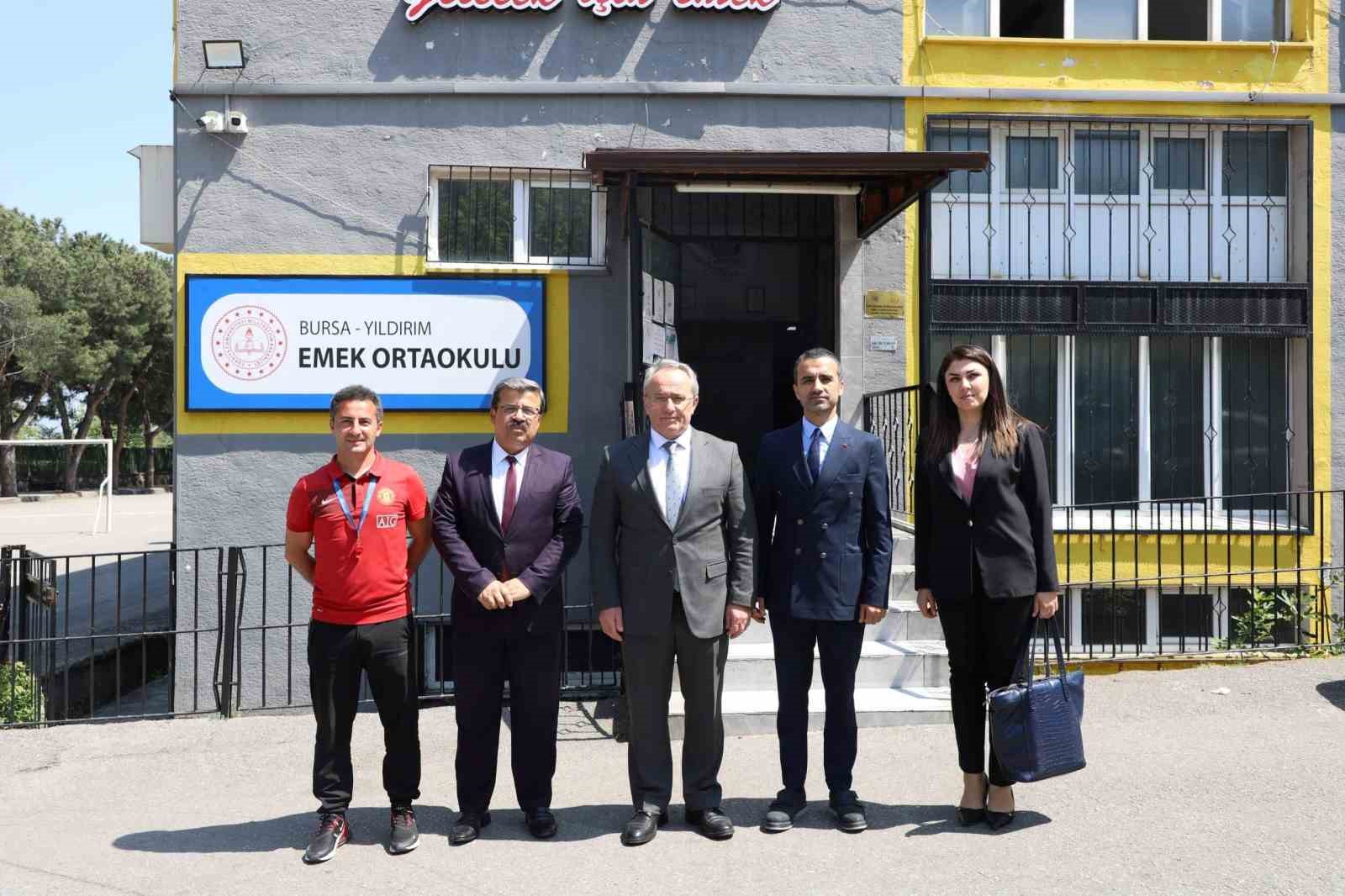 Bursa’da tüm okullarda aynı anda sağlıklı beslenme dersi işlendi