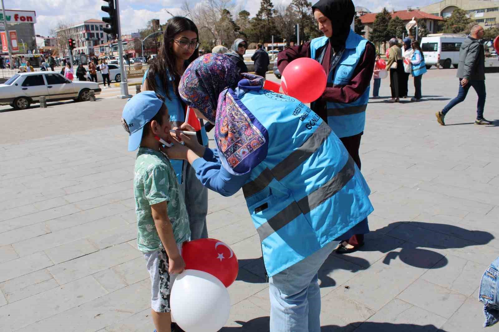 Erzincan’da 23 Nisan kutlamaları renkli anlara sahne oldu