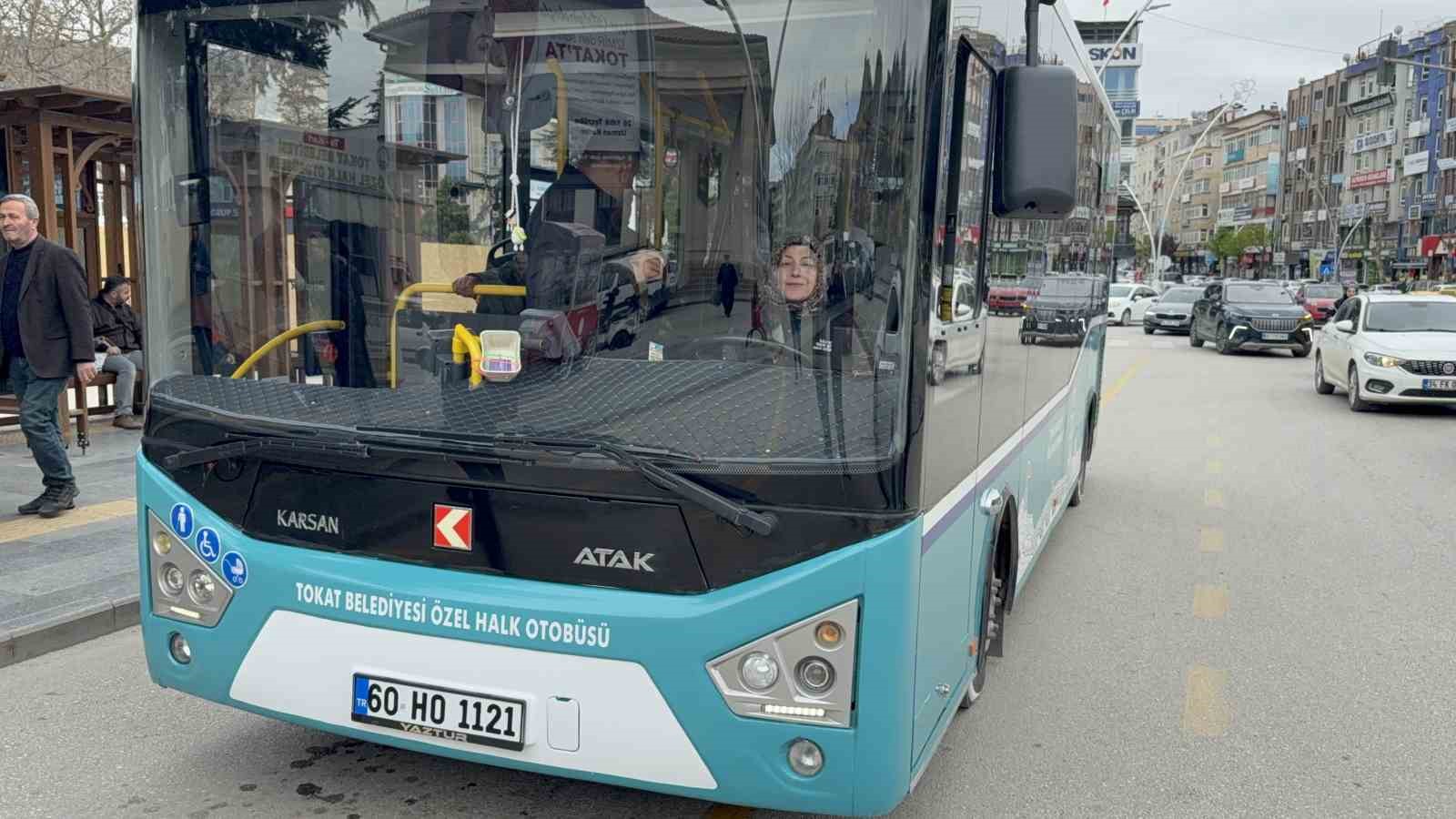 Tokat’ta toplu taşımada kadın eli