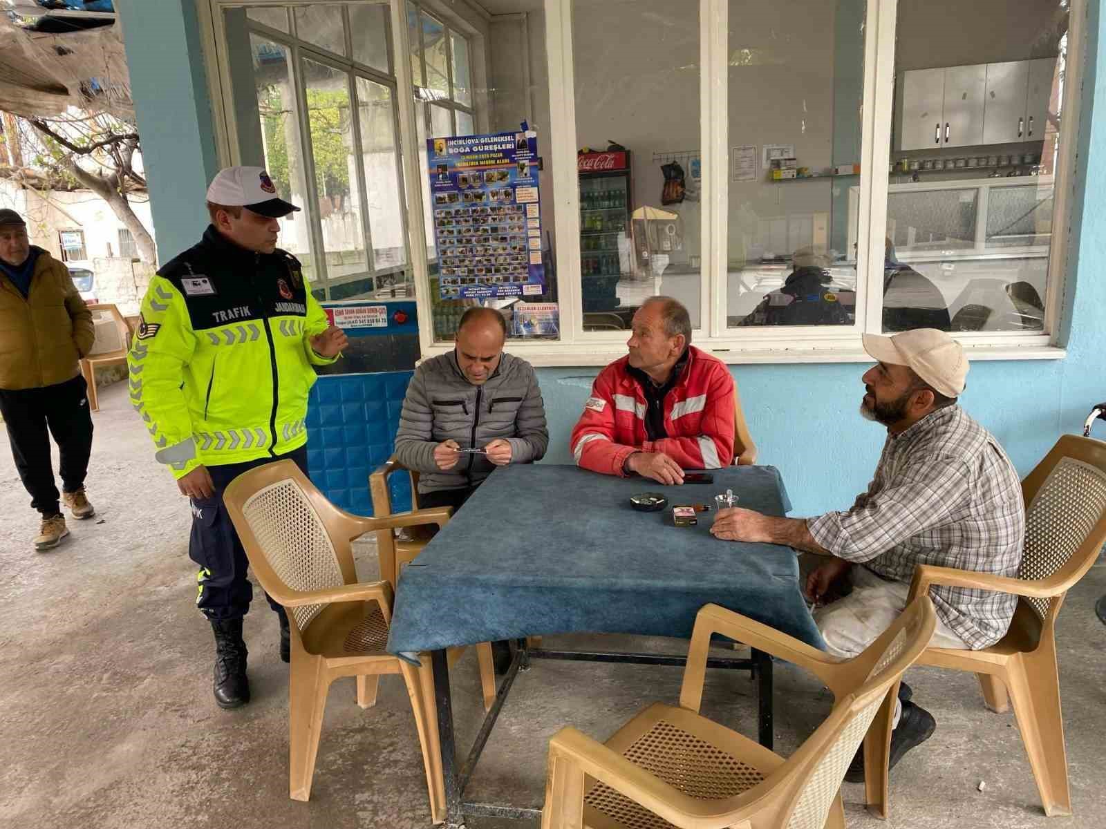 Aydın’da jandarma ekipleri ’kask kullanımına’ dikkat çekti