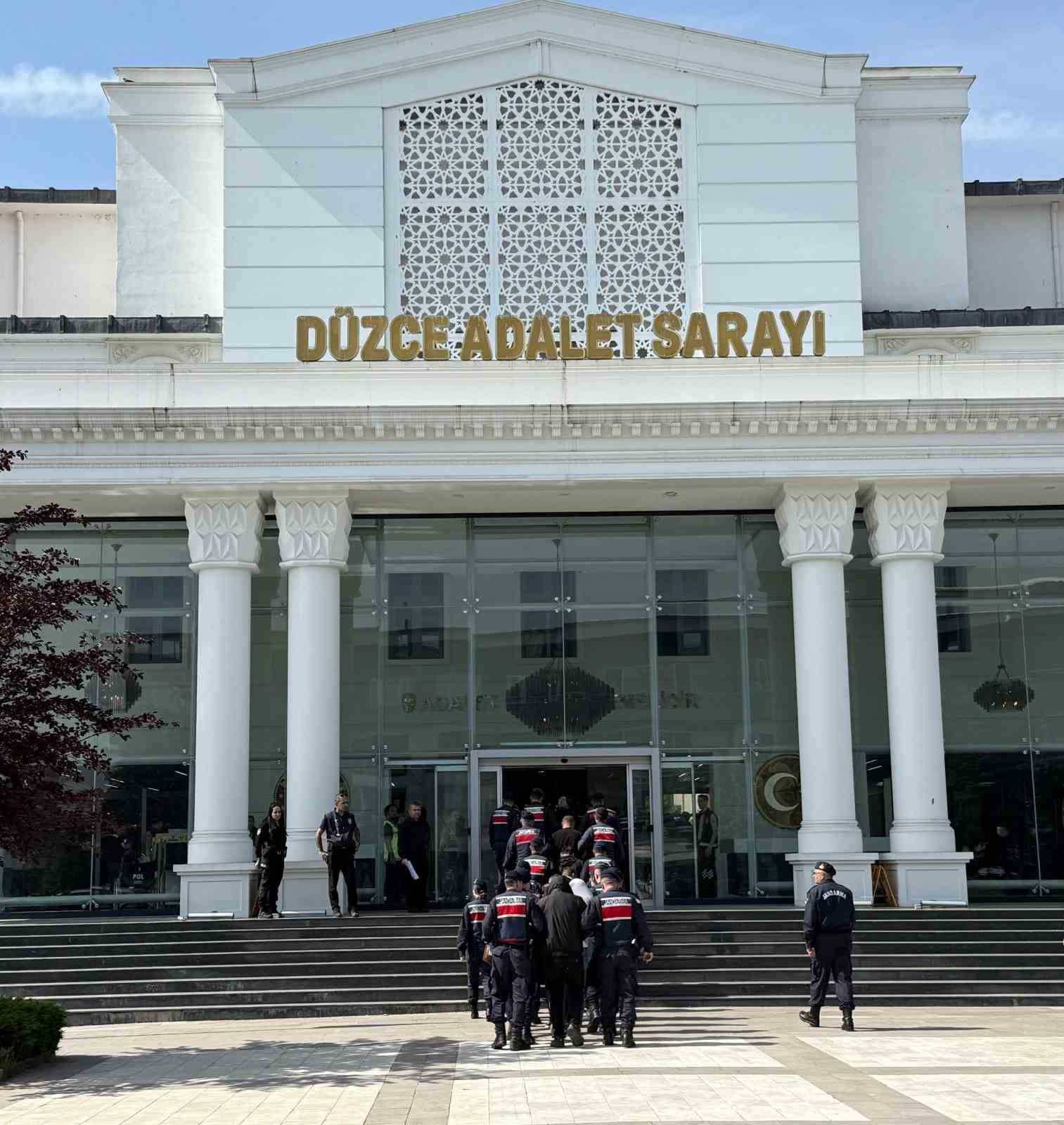 Düzce’de uyuşturucudan 18 kişi tutuklandı