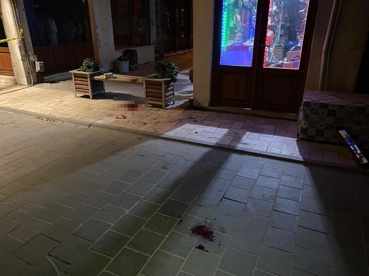 Kula’da bıçaklı kavga: 1 ağır yaralı