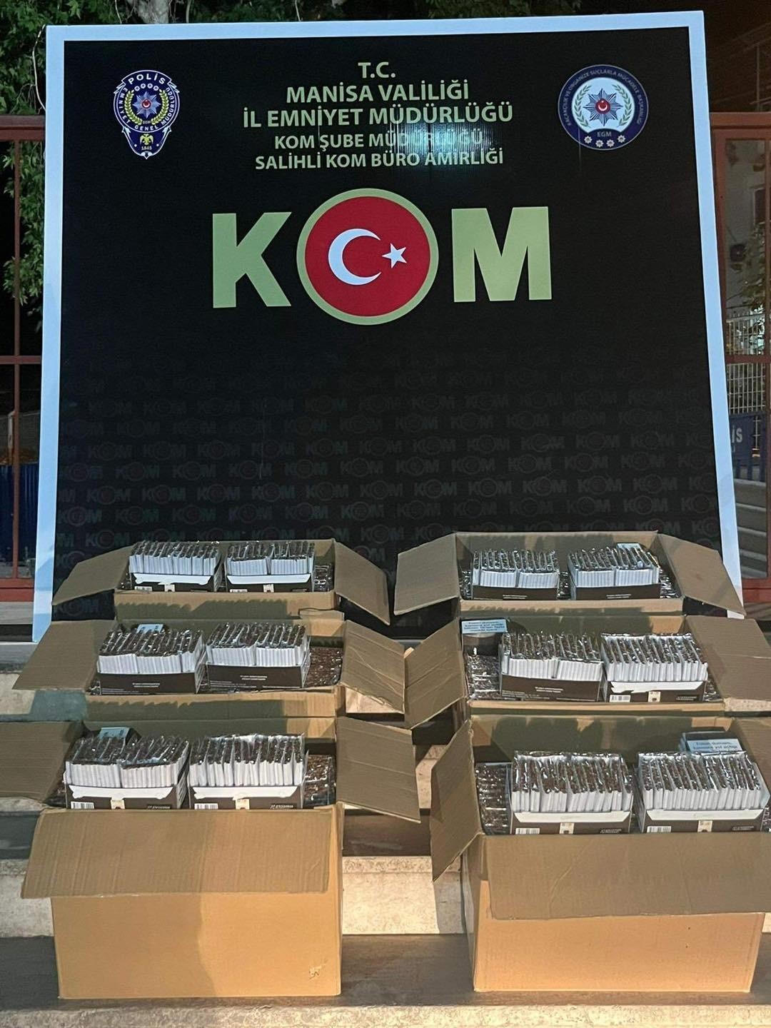 Manisa’da 292 bin adet makaron ele geçirildi