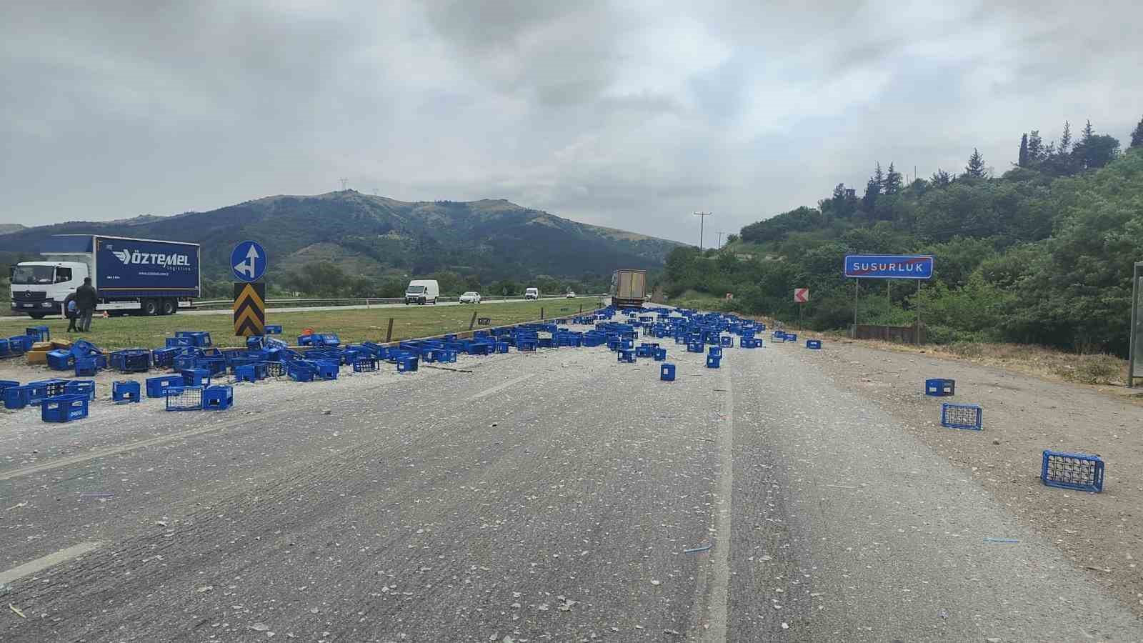 Balıkesir-Bursa yolunda iki tır çarpıştı