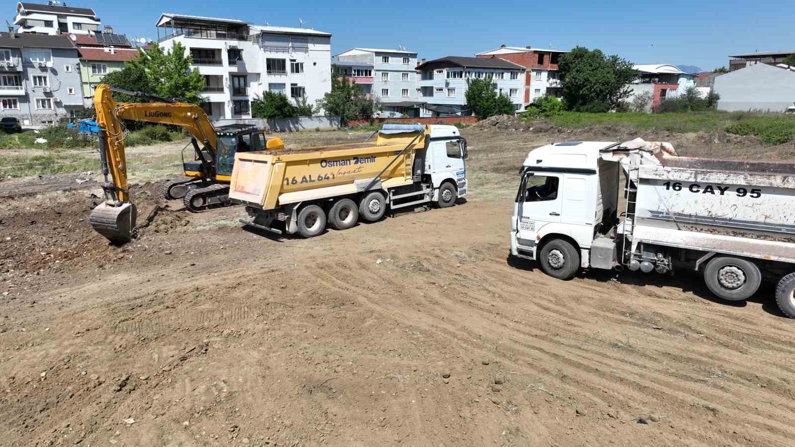 Büyükşehir’den Yunuseli’ye spor tesisi