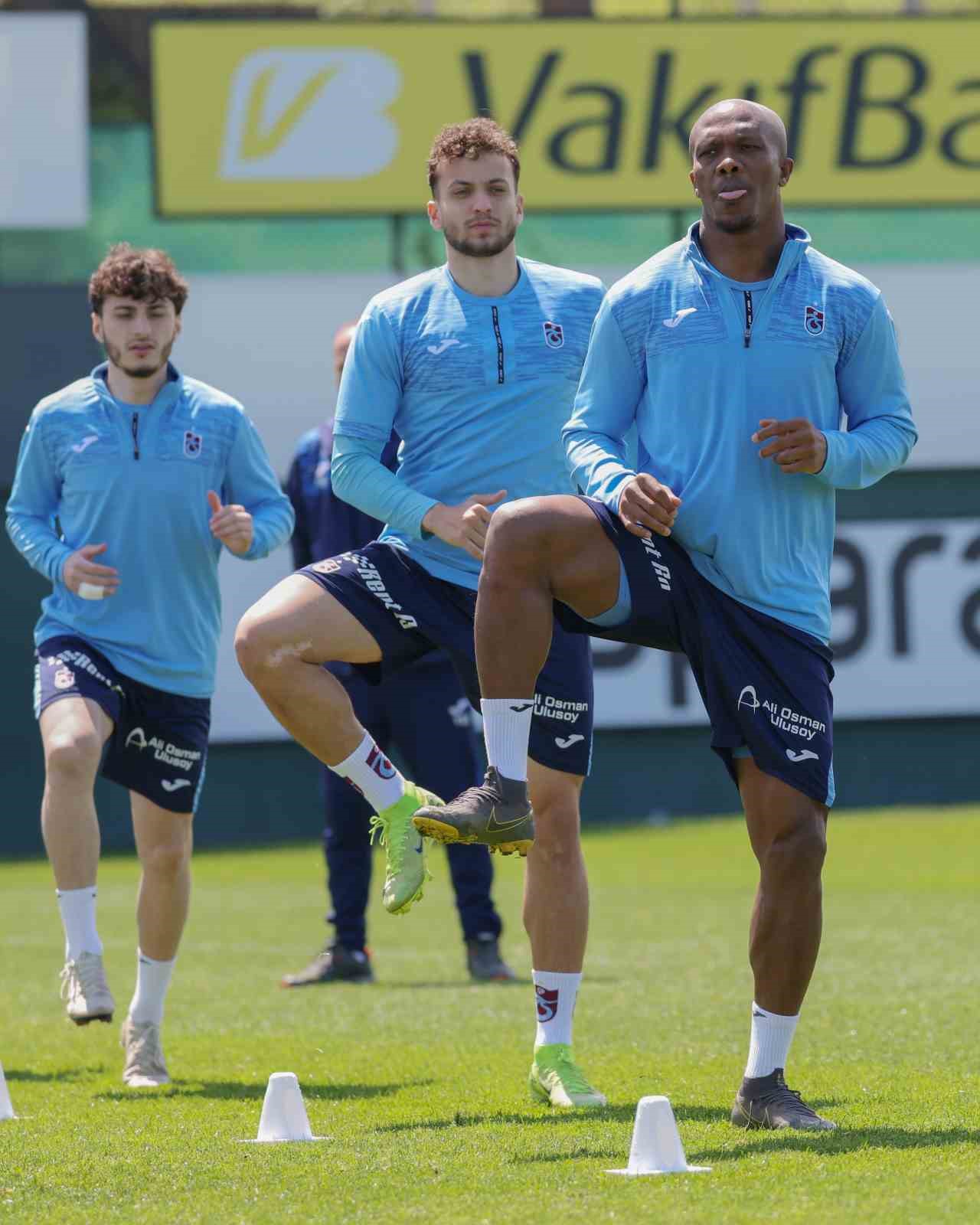 Trabzonspor’da Uğurcan Çakır ve Savic, kamp kadrosuna alınmadı