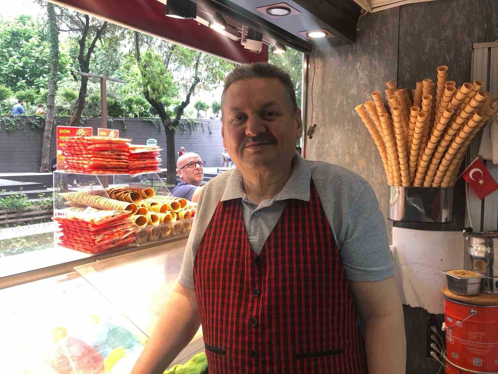 Soğuk havalar dondurma satışlarını yavaşlattı