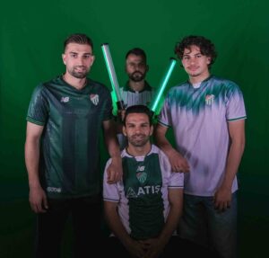 Enes Çelik: "Önce formalar, sonra transferler"