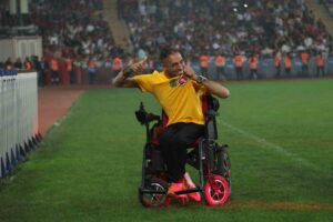 Eskişehirspor’un kutlamaları için engel tanımadı