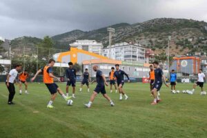 Alanyaspor, Sivasspor maçı hazırlıklarını tamamladı