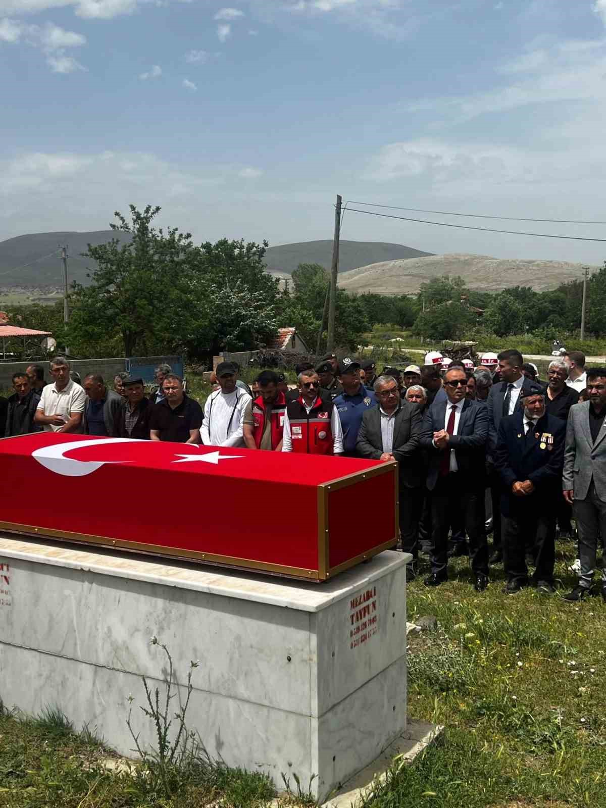 Afyonkarahisar’da vefat eden Kıbrıs Gazisi toprağa verildi